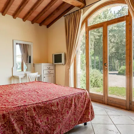 Montecarulli In Private Pool *